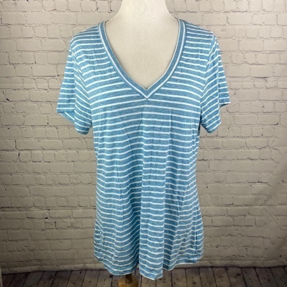 Old navy blue white‎ striped v neck t-shirt xl